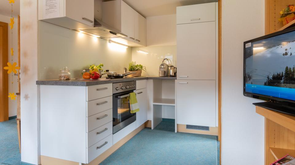 Küchenzeile im Apartment Hangspitz im Ferienhaus Graf in Bezau